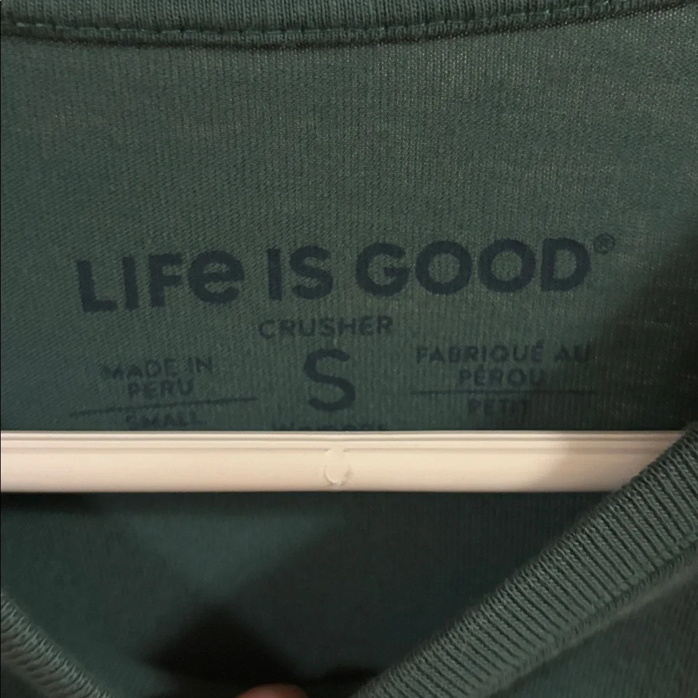 Life Is Good womens Festive green Long Sleeve Tee - Picture 3 of 4